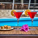 Paxos Club & 리조트 4*