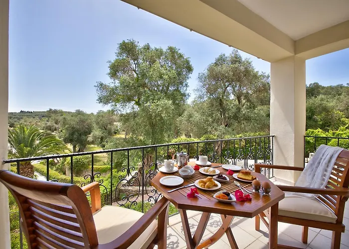 Paxos Club & Station touristique