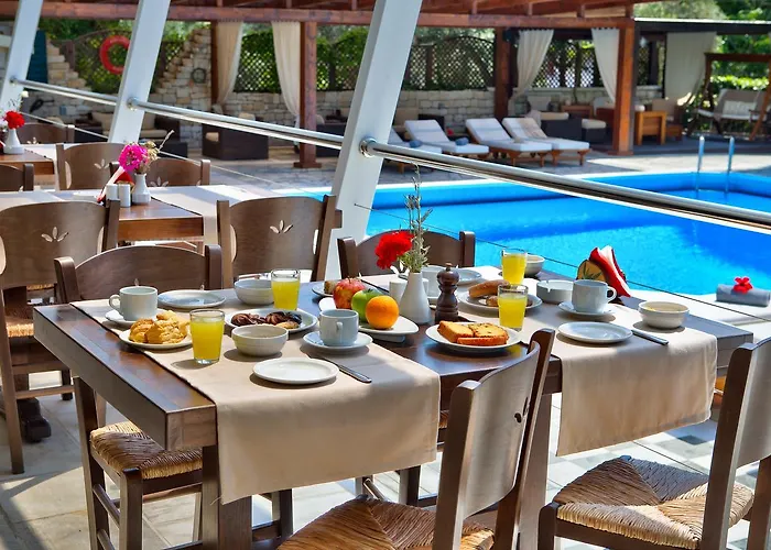 Paxos Club & Gaios