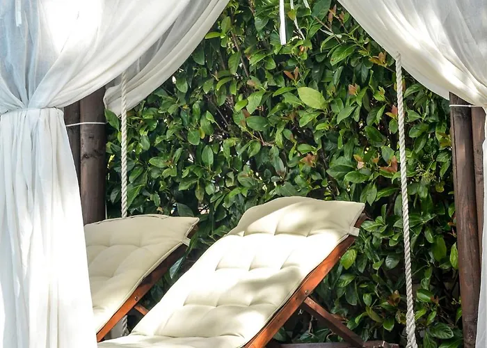Paxos Club & 4* Gaios