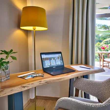 Paxos Club & リゾート 4*