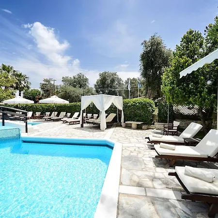 Paxos Club & Курортный комплекс Гайос