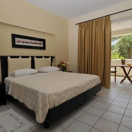 Paxos Club & Resort 4*