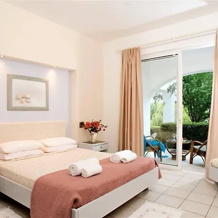 Paxos Club & Resort 4*