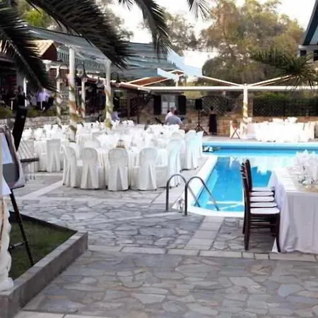 Paxos Club & 4* Gaios