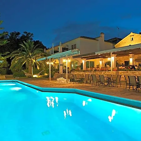 Paxos Club & Gaios