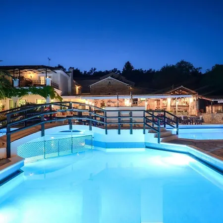 Paxos Club & Курортный комплекс 4*