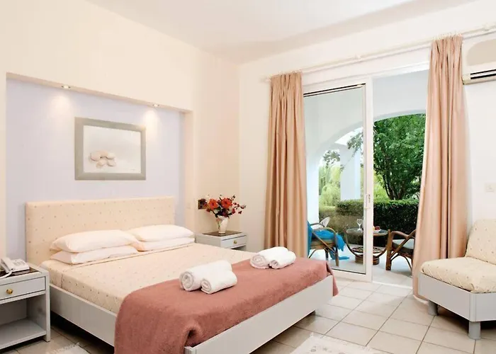 Paxos Club & Курортный комплекс 4*